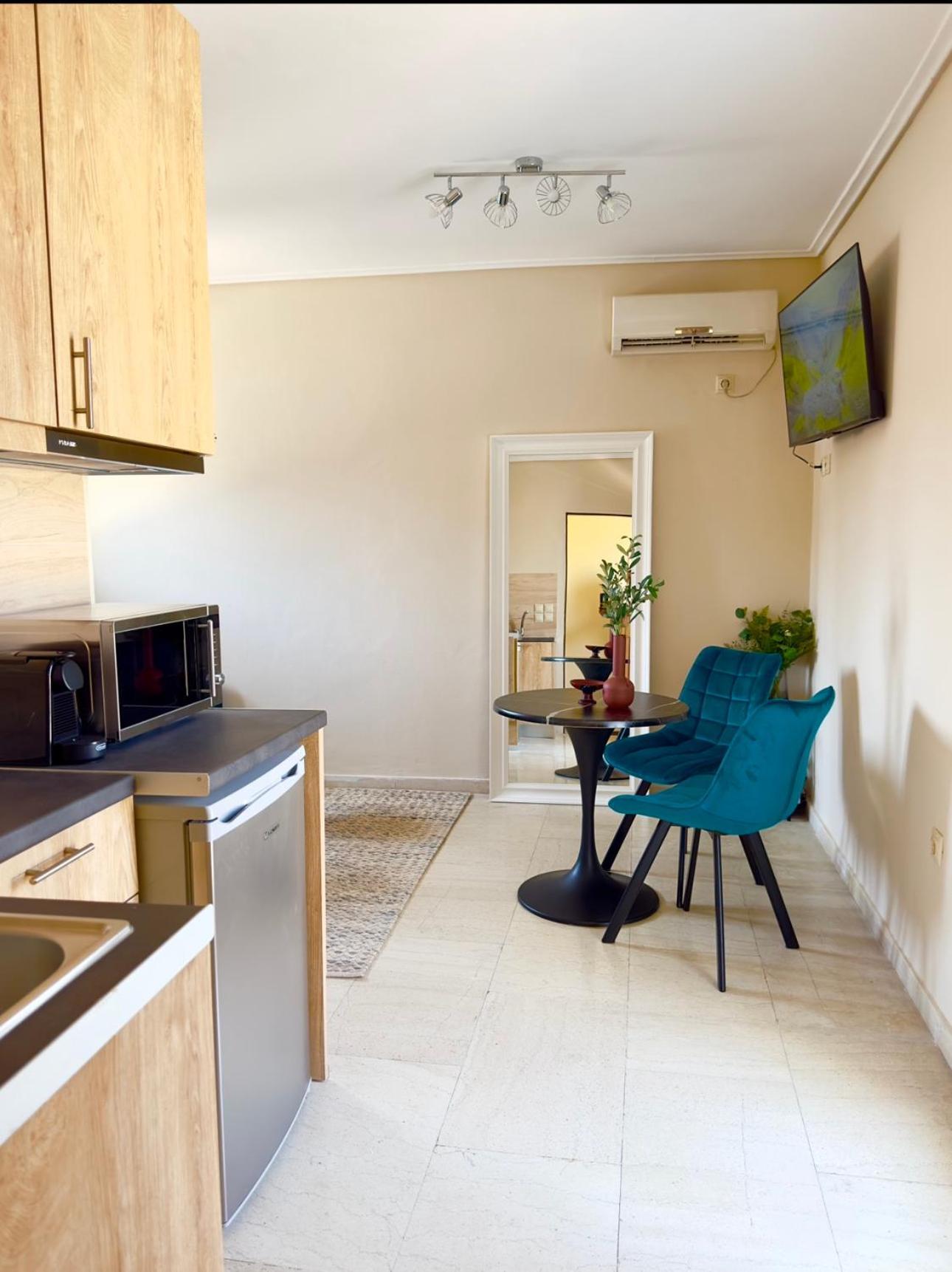 Yuna Penthouse, 100Sqm Private Rooftop Terrasse, Acropolis By Foot Athen Exterior foto